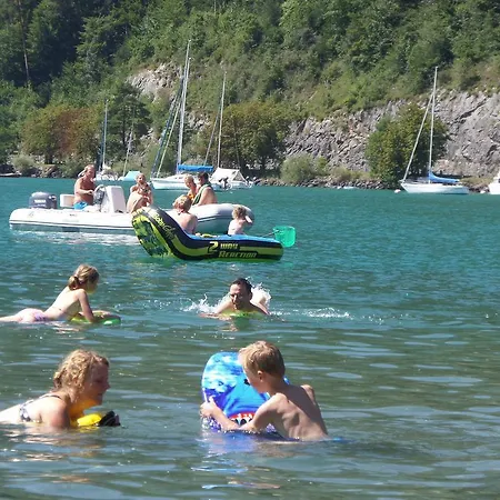 Hébergement de vacances Altogold Swiss Holidays At Manor Farm 5*