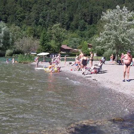 Hébergement de vacances Altogold Swiss Holidays At Manor Farm 5* *