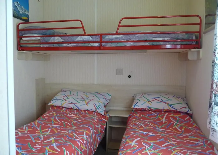 Сasa de vacaciones Altogold Swiss Holidays At Manor Farm 5*