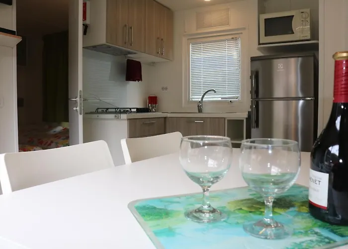 Altogold Swiss Holidays At Manor Farm 5* インターラーケン