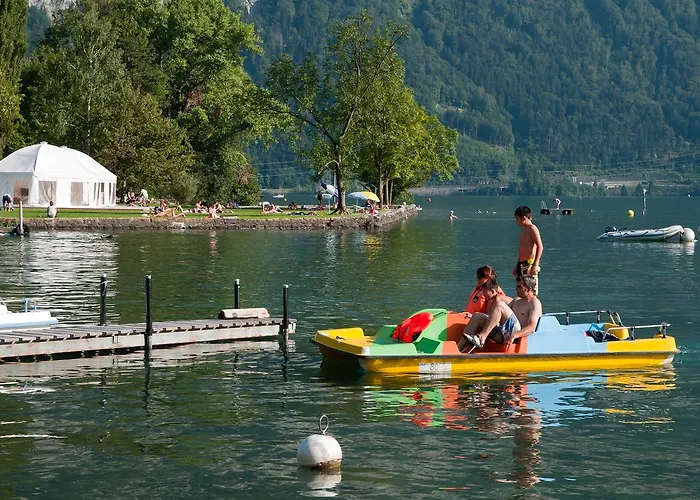 別荘 Altogold Swiss Holidays At Manor Farm 5*