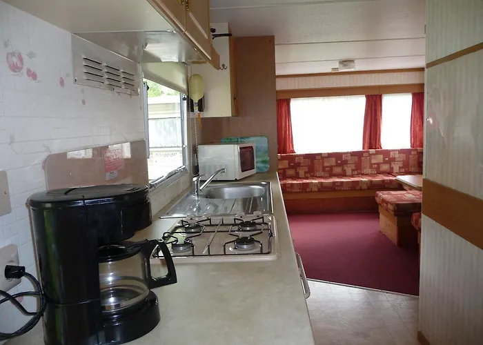 Altogold Swiss Holidays At Manor Farm 5* 別荘