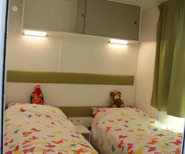 Altogold Swiss Holidays At Manor Farm 5*